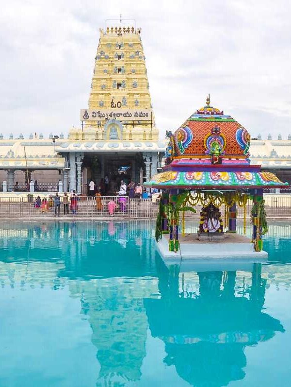Tirupati to Golden Temple Vellore Taxi Service