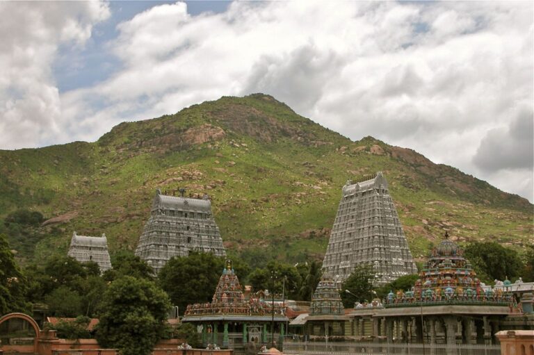 Tirupati to Golden Temple Arunachalam Kanchipuram Taxi Service