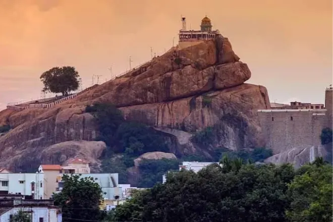 Srirangam 8 tirupati to Srirangam distance